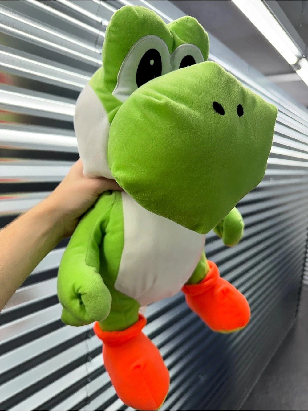 Nintendo Yoshi plush Toy Green & Orange NWT